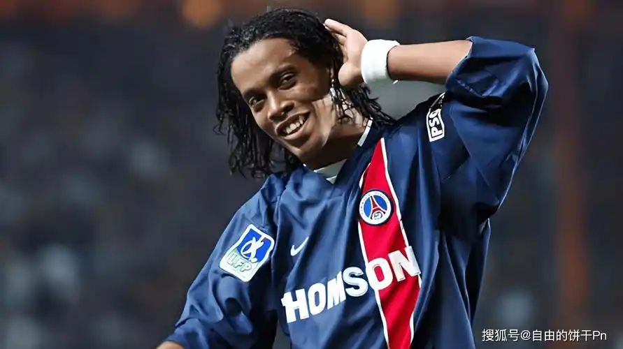 更是流露出 更是流露出