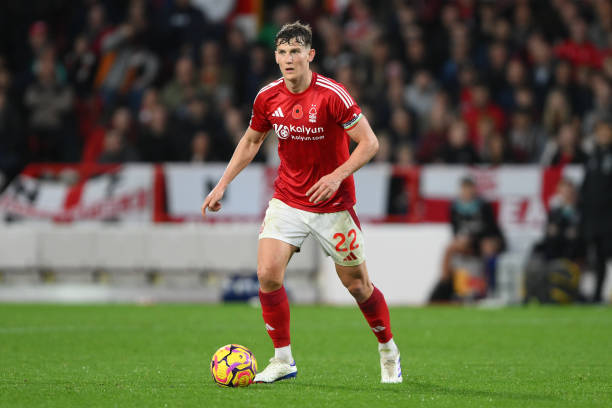 经暗流涌动 经暗流涌动